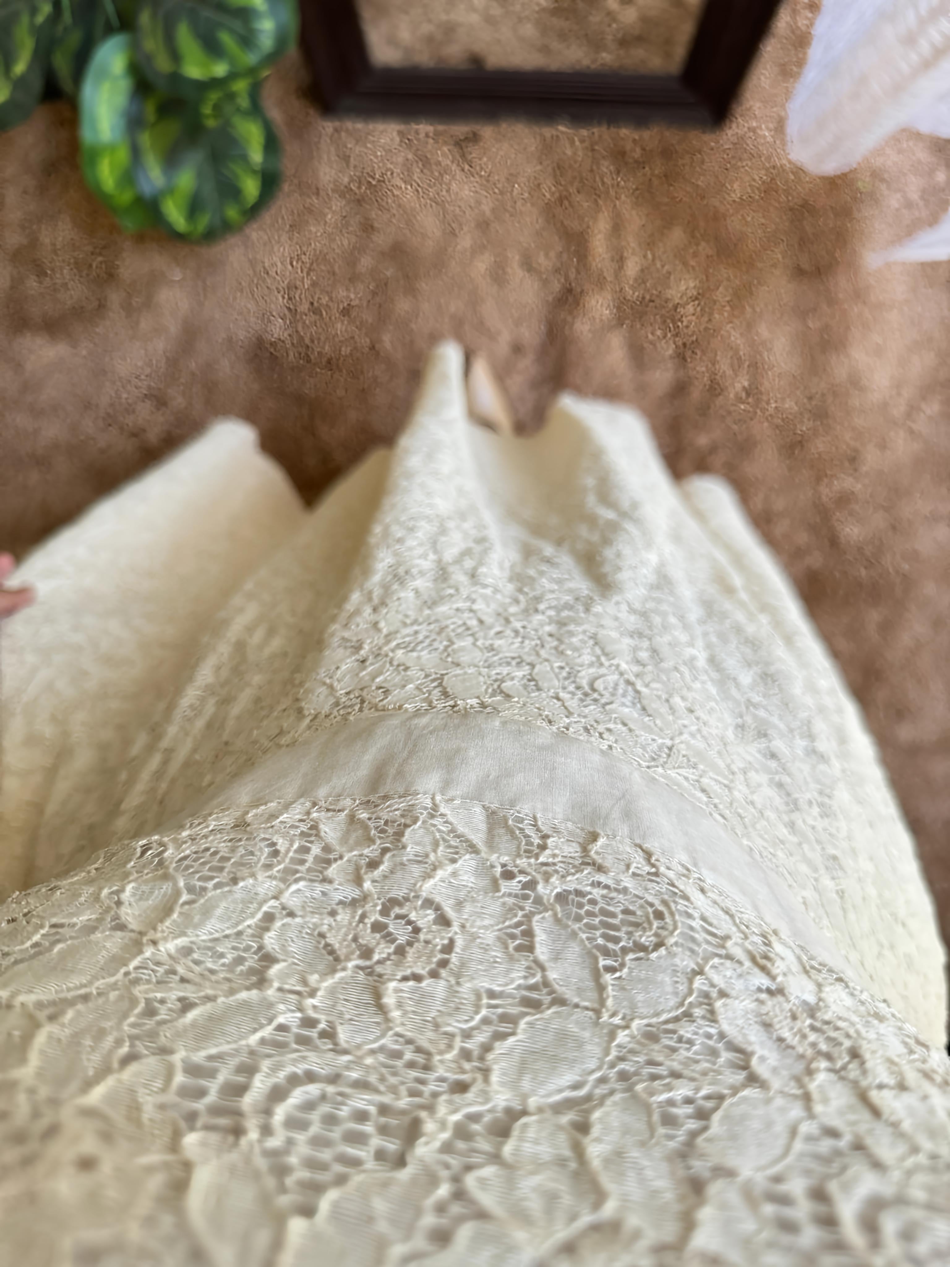 Creamy Lacy