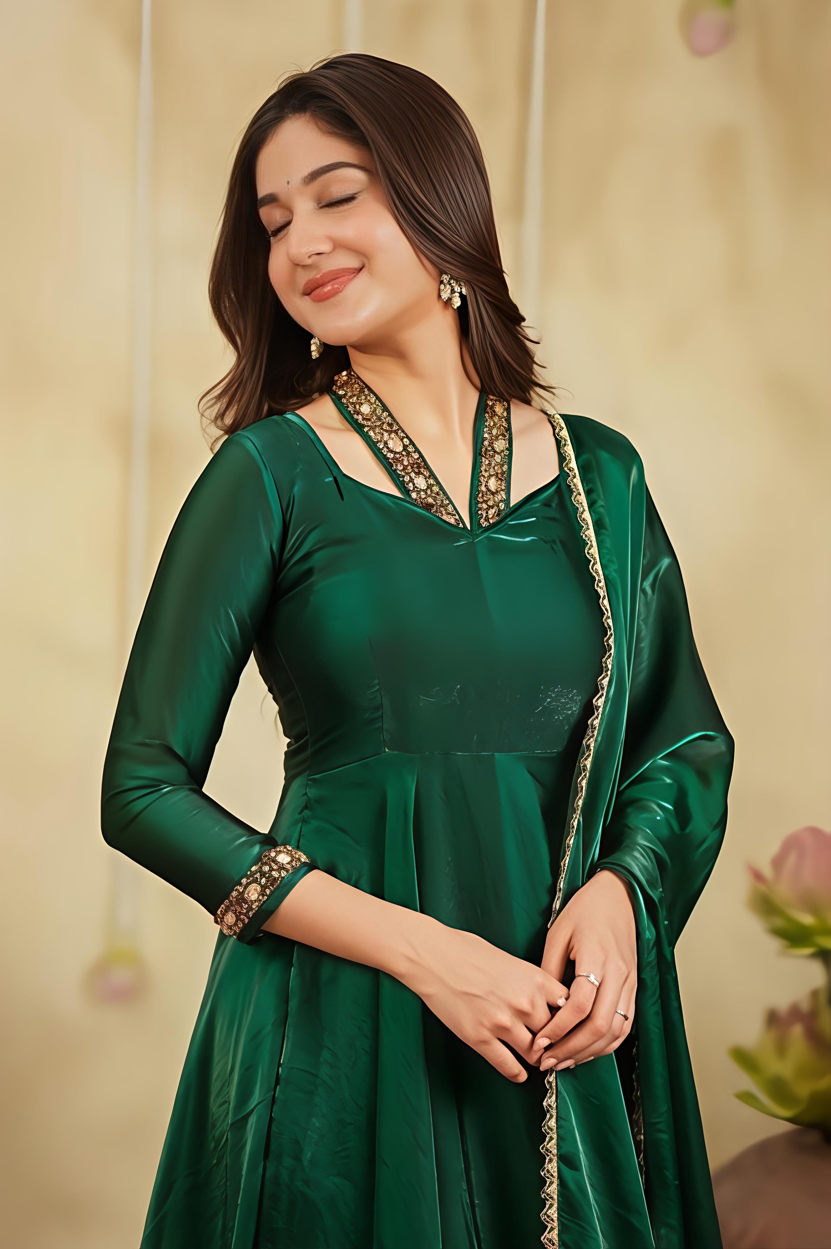 A Graceful Emerald Green Anarkali Crafted In Luxurious Space Silk